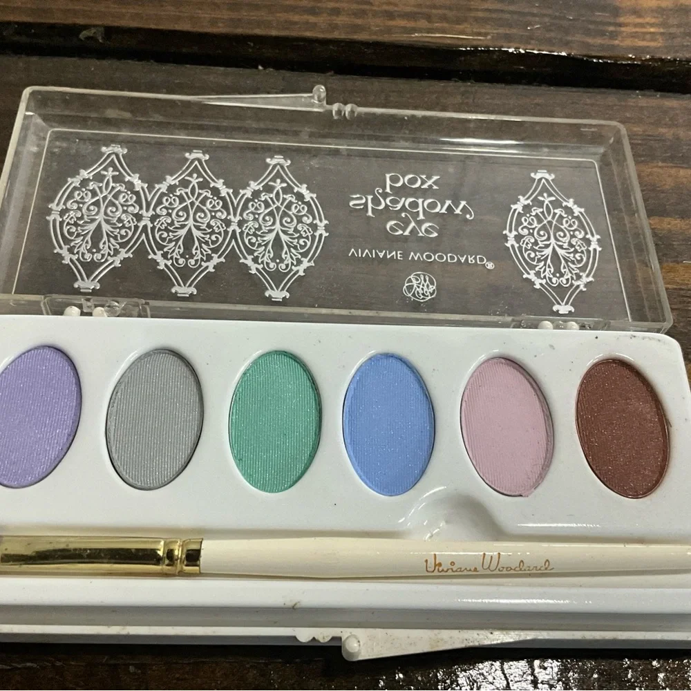 Vintage Vivane Woodard Eye Shadow Box Unused Light Colors